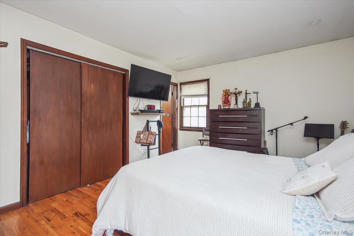 322 Lakeview Street, Mahopac, NY 10541