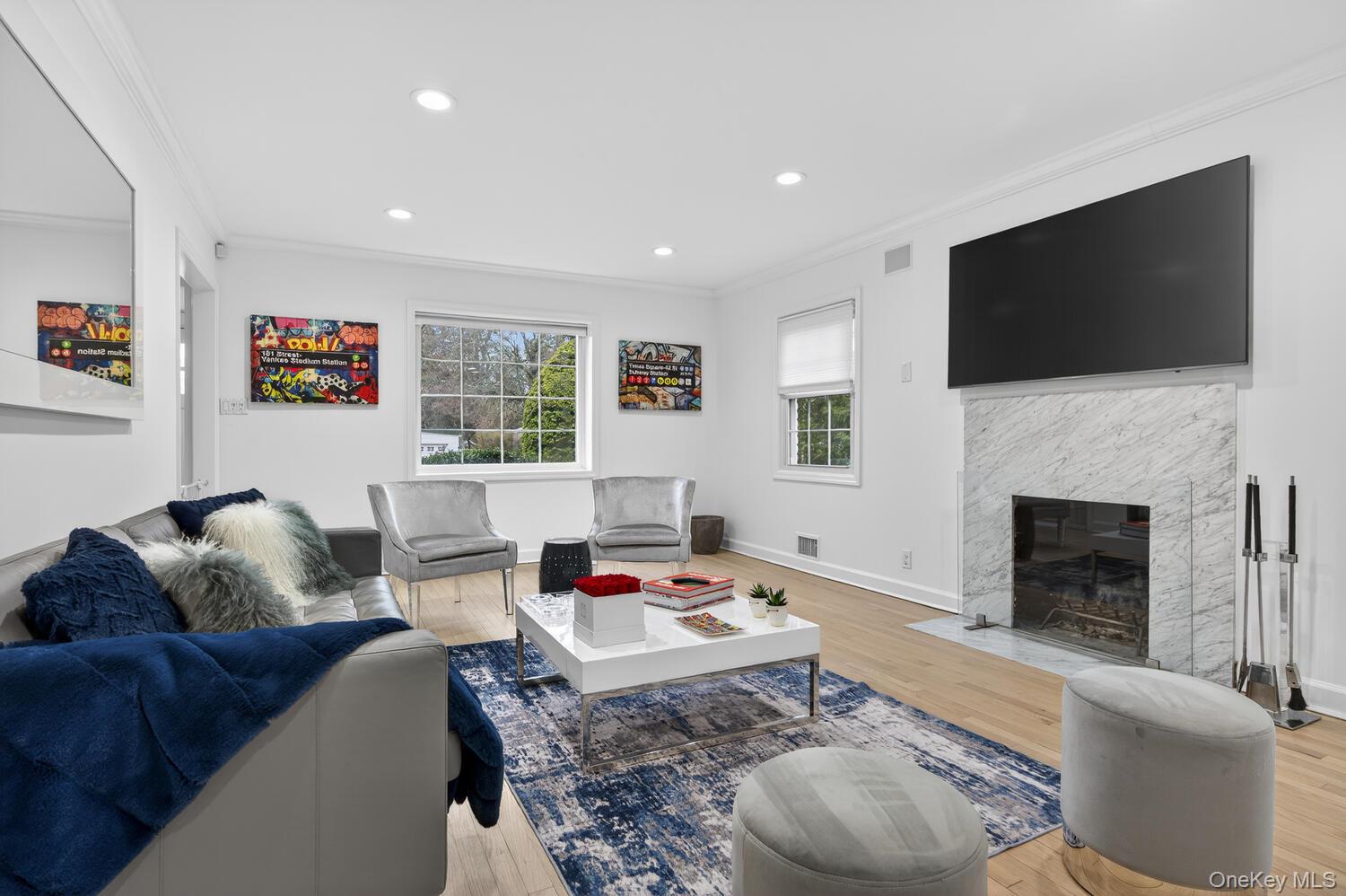 65 Circle Drive, Roslyn Heights, NY 11577