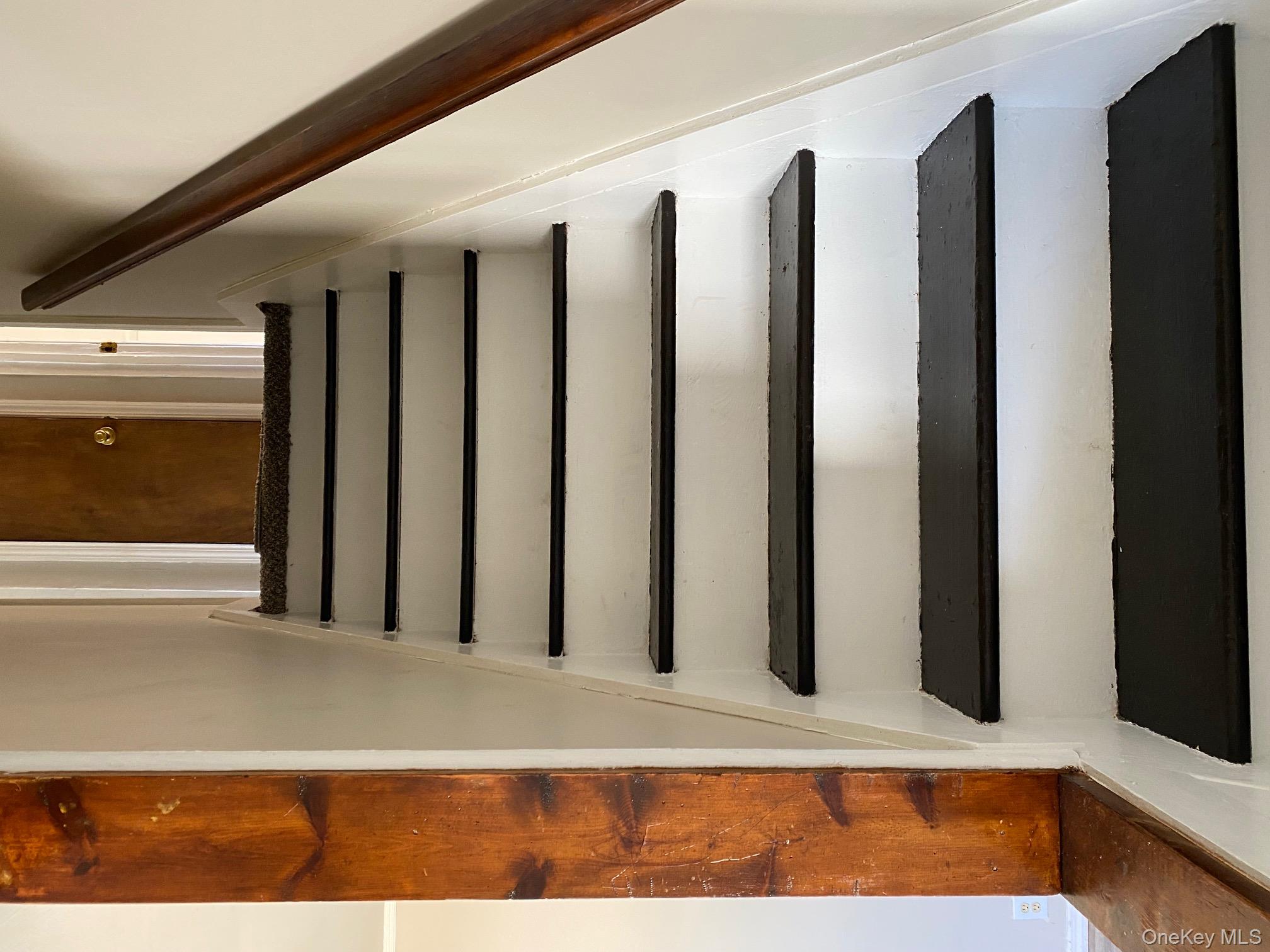 9 Beechwood Drive, Shirley, NY 11967