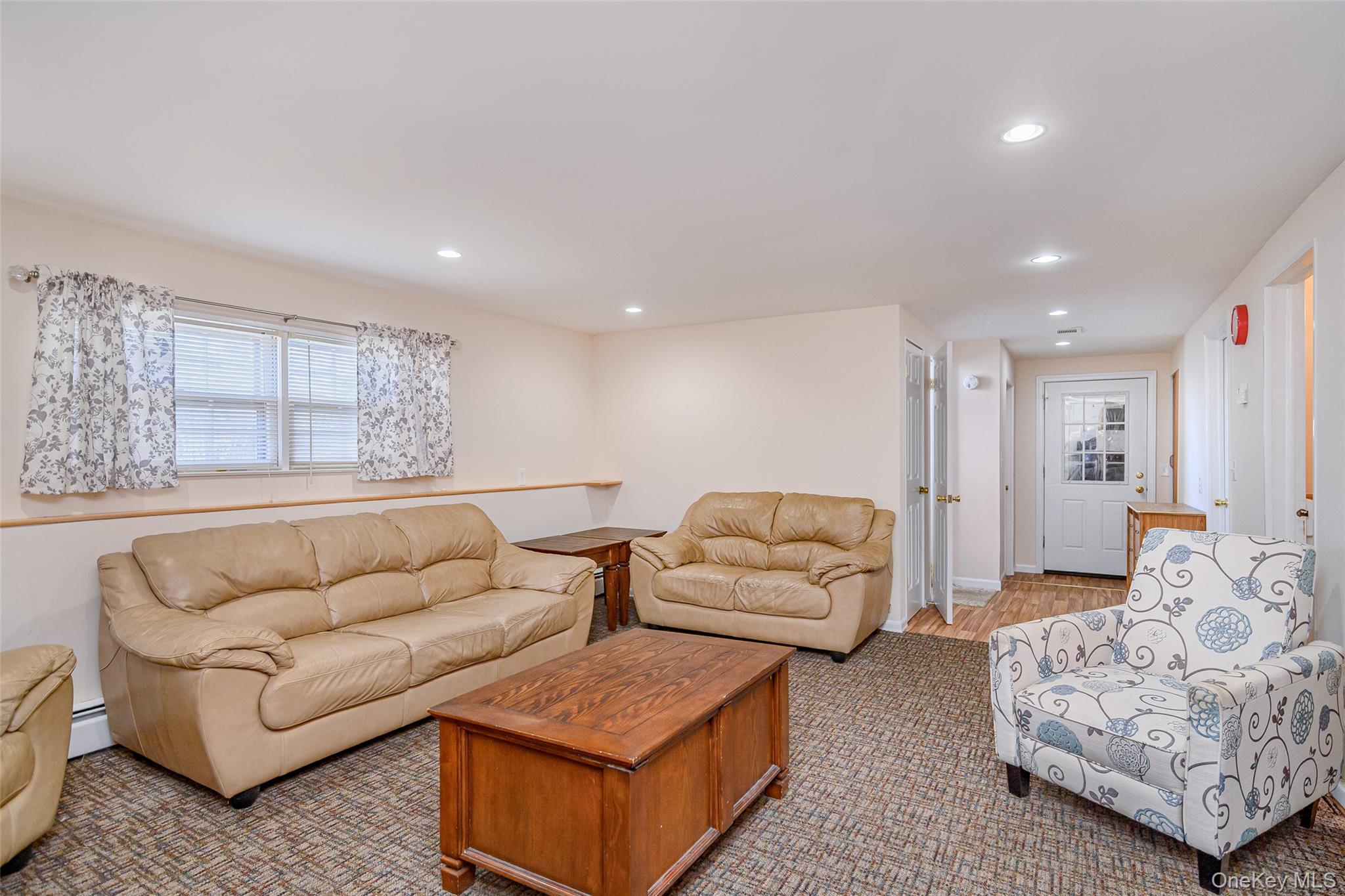 7 Bittersweet Dr, Danbury, Call Listing Agent, CT 06811