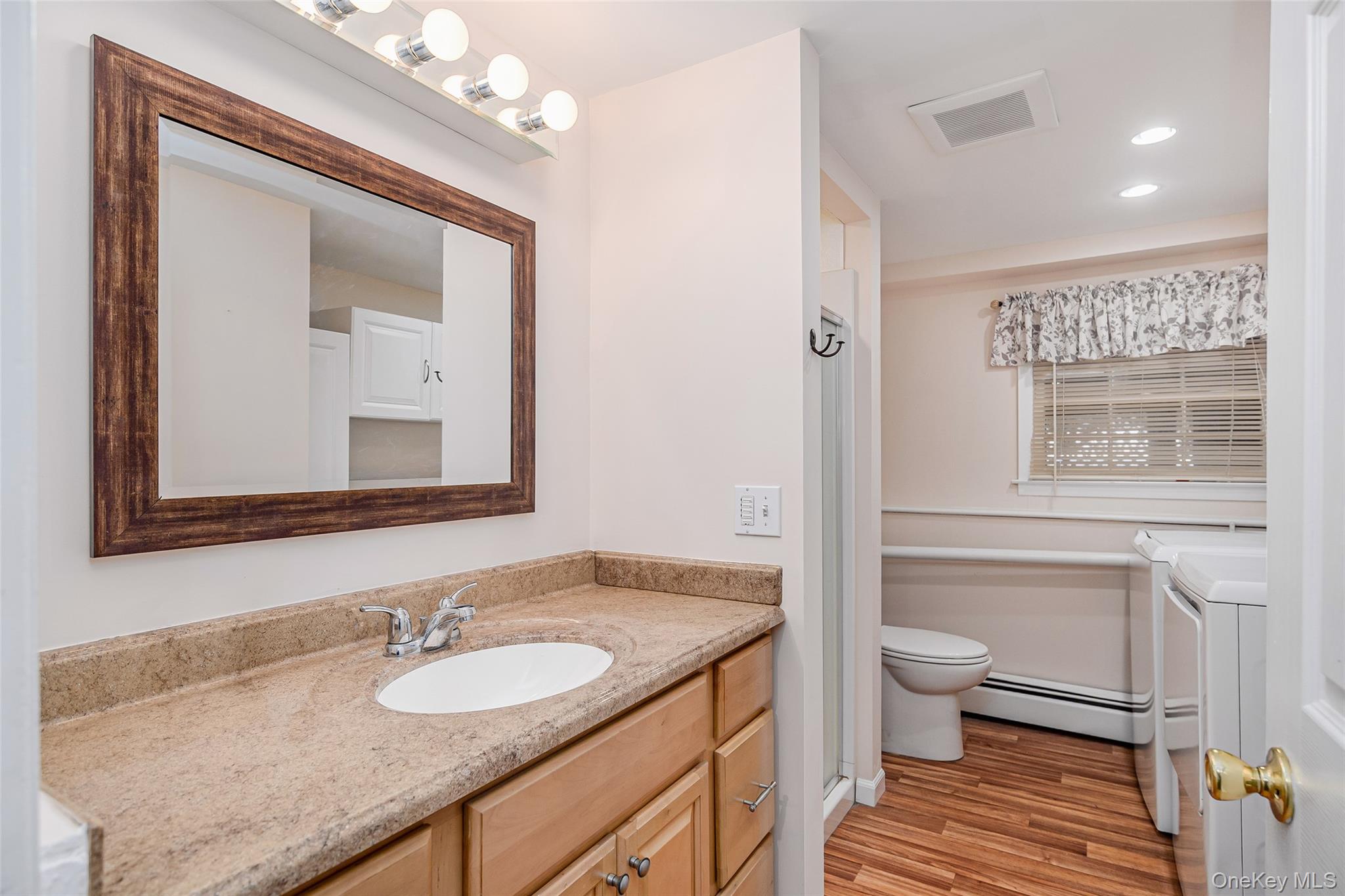 7 Bittersweet Dr, Danbury, Call Listing Agent, CT 06811