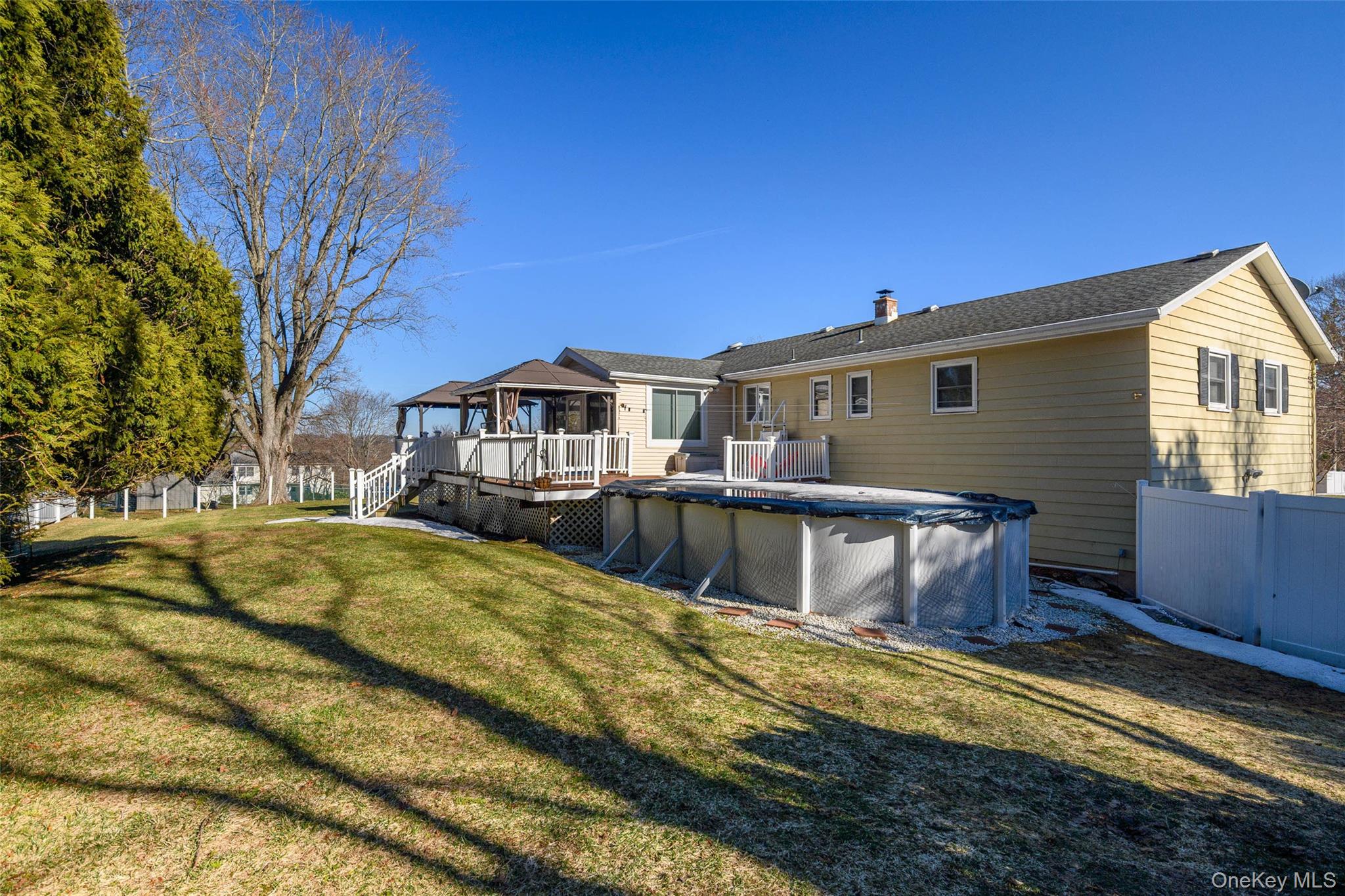 7 Bittersweet Dr, Danbury, Call Listing Agent, CT 06811