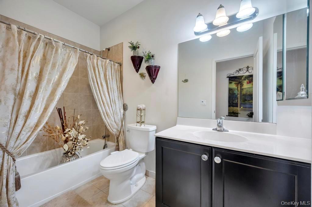 191 Flower Road, Shirley, NY 11967