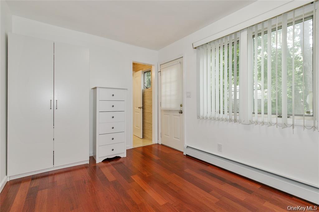 43 ELM Street, Great Neck, NY 11021