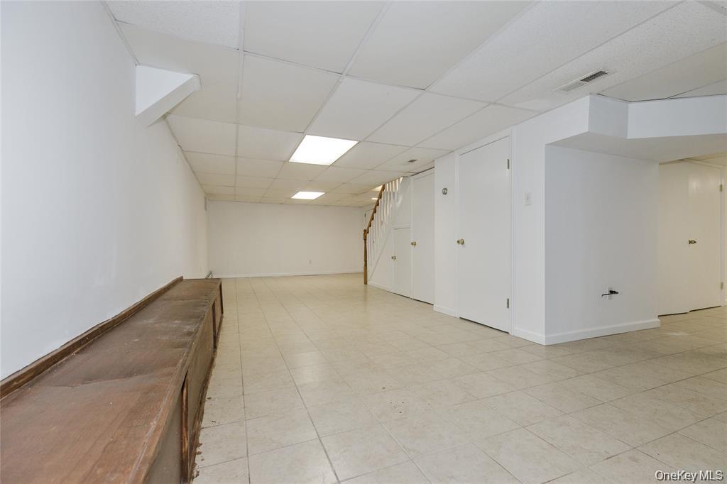 43 ELM Street, Great Neck, NY 11021