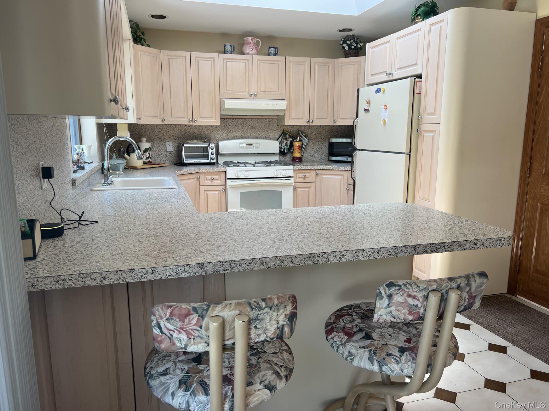 215 Leon Road, Southold, NY 11971