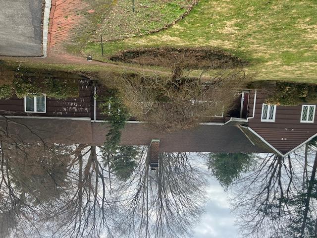 45 Weir Lane, Locust Valley, NY 11560