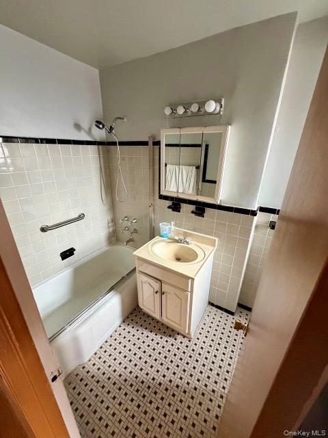 3727 86TH STREET # 4A, Jackson Heights, NY 11372