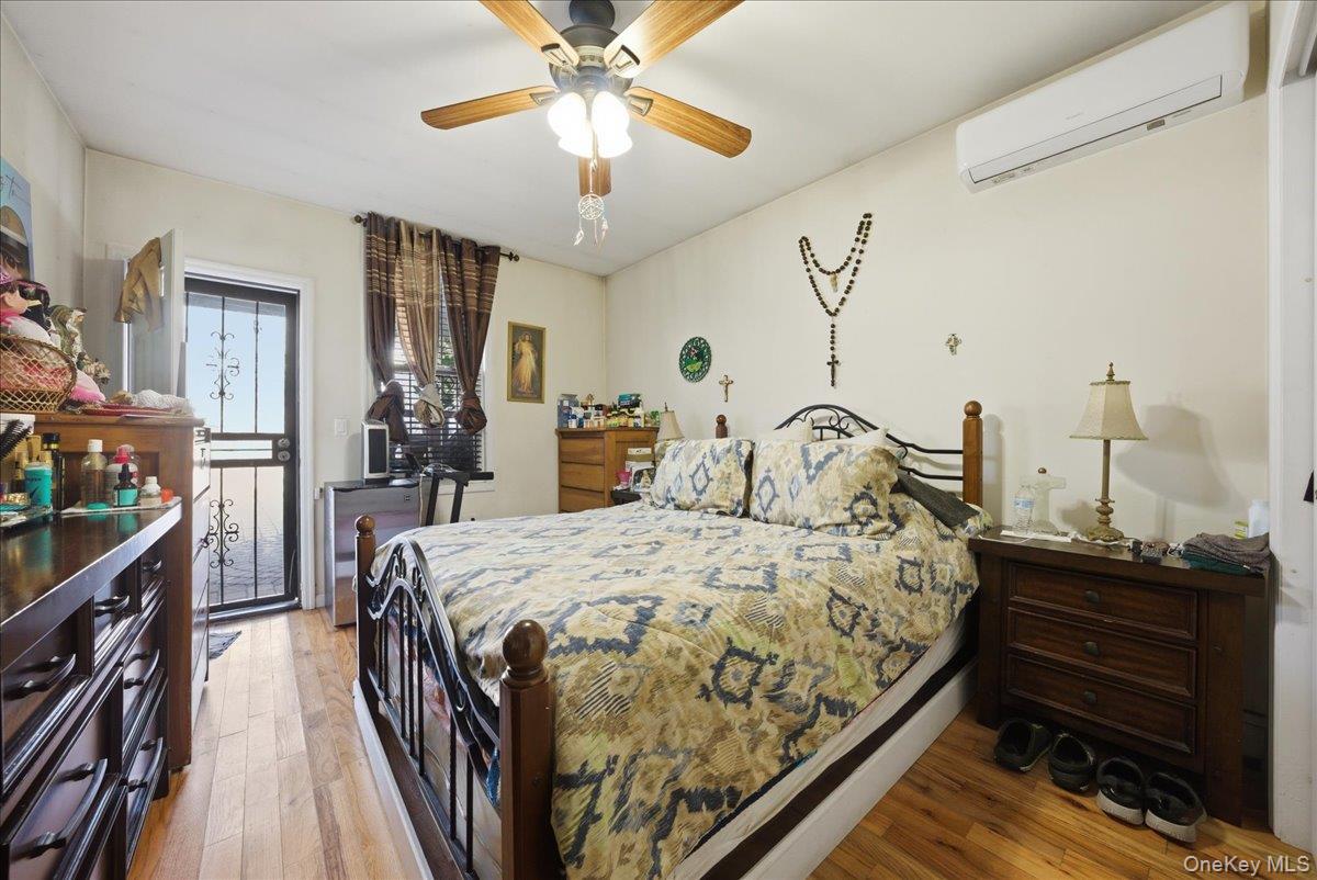 1268 Findlay Avenue, Bronx, NY 10456