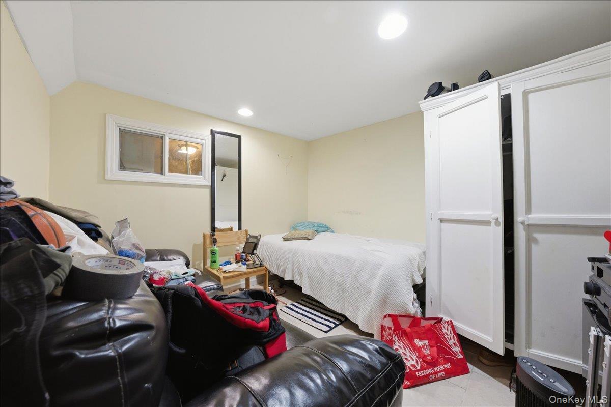 1268 Findlay Avenue, Bronx, NY 10456