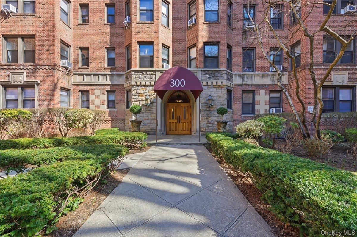300 Main Street # 6F, White Plains, NY 10601