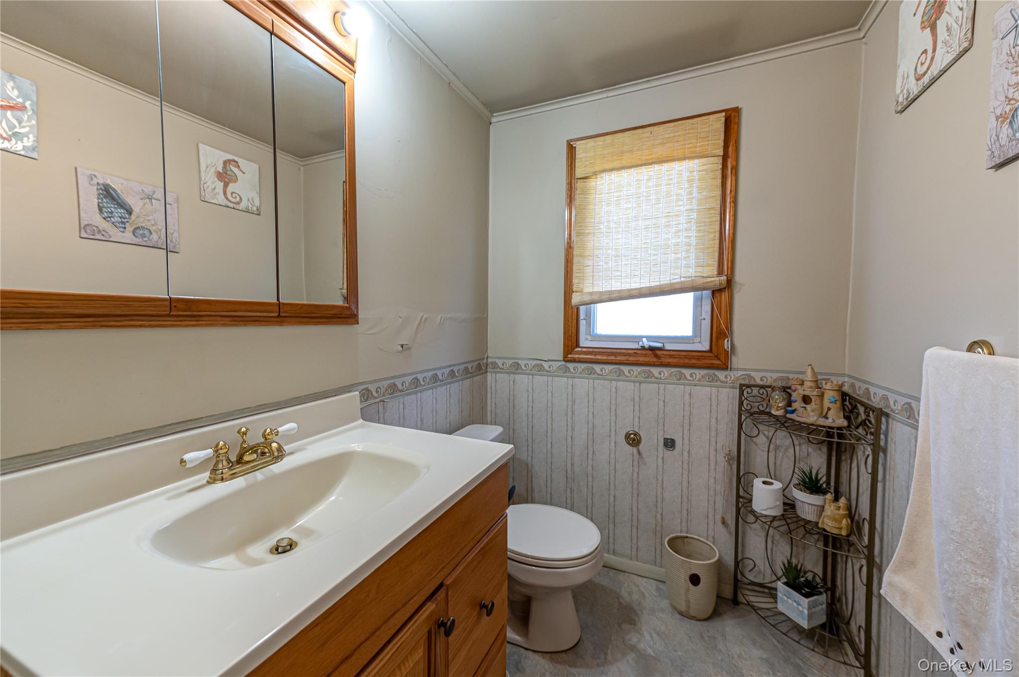 347 Atlantic Avenue, Bay Shore, NY 11706