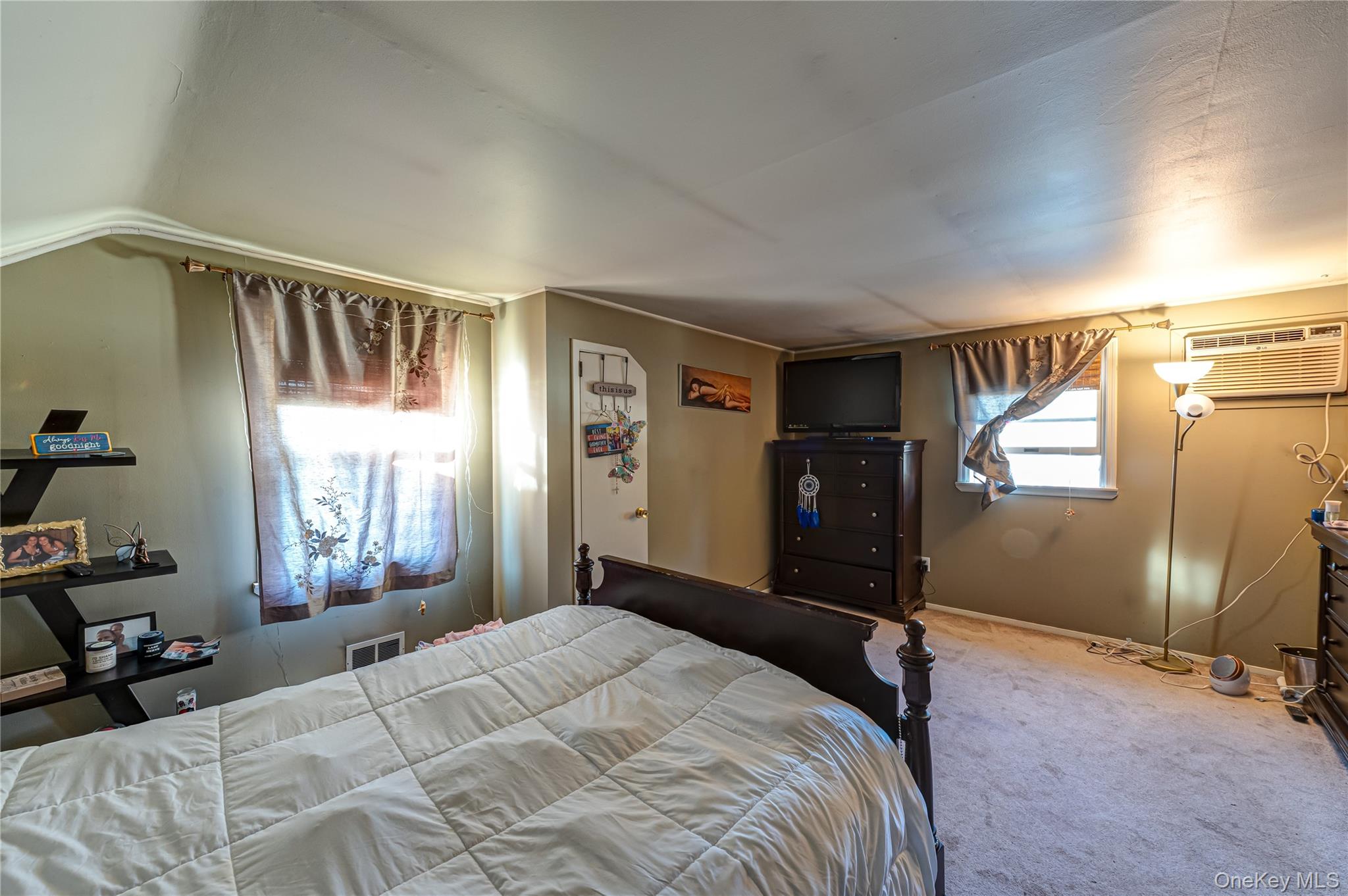 347 Atlantic Avenue, Bay Shore, NY 11706