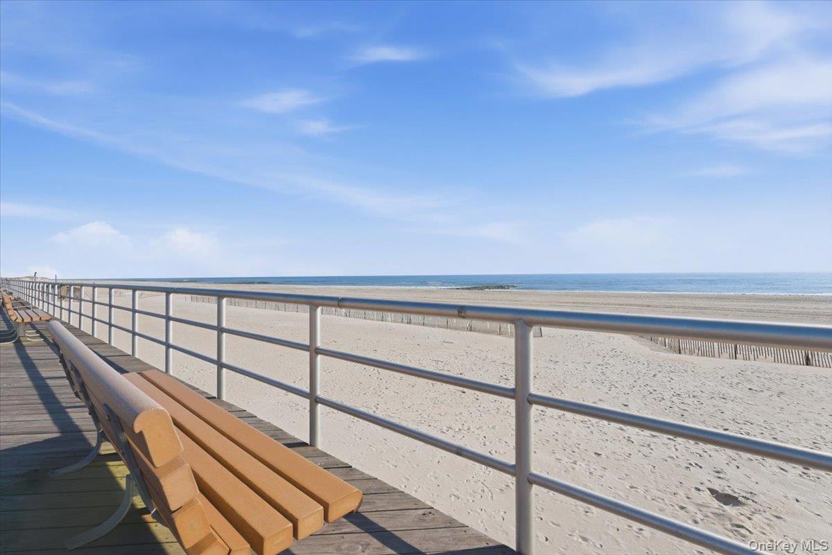 136 Albany Boulevard # 17E, Atlantic Beach, NY 11509