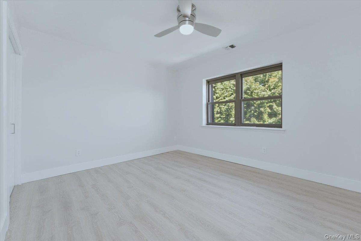 136 Albany Boulevard # 17E, Atlantic Beach, NY 11509