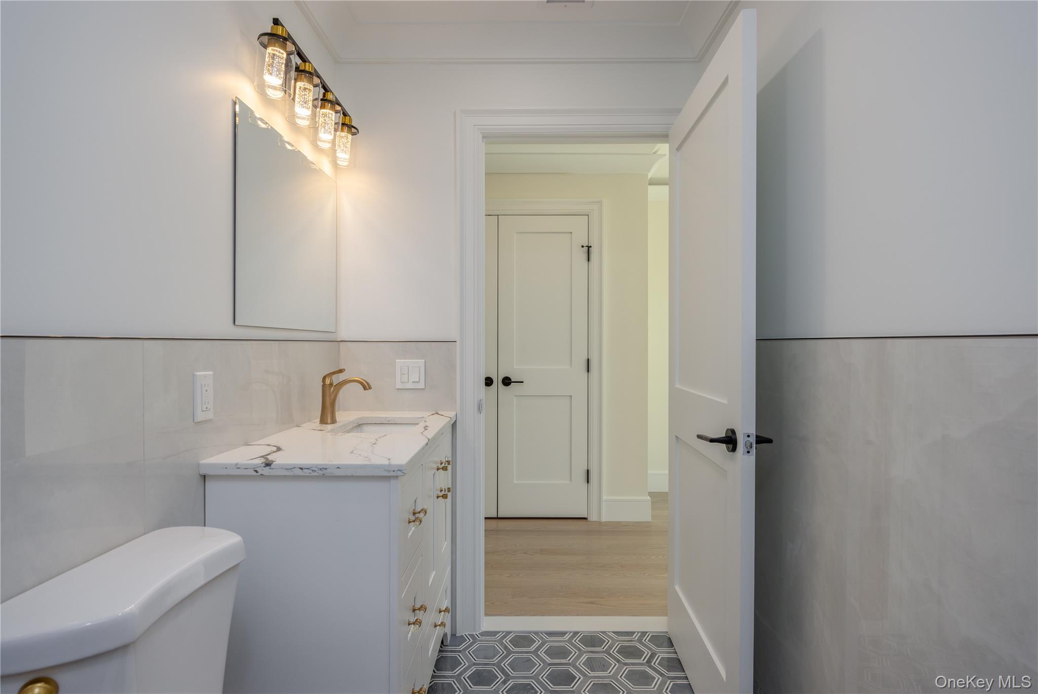 7 Victoria Lane # B, Yonkers, NY 10701