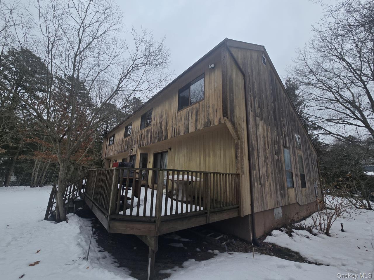 9 Haney Court, Manorville, NY 11949