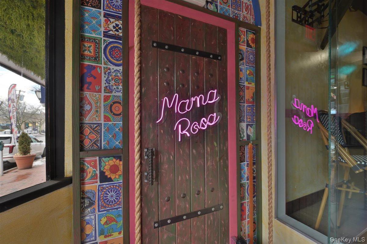 31 S Middle Neck Road, Great Neck, NY 11021