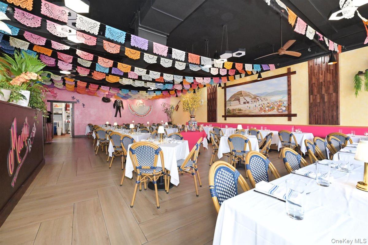 31 S Middle Neck Road, Great Neck, NY 11021