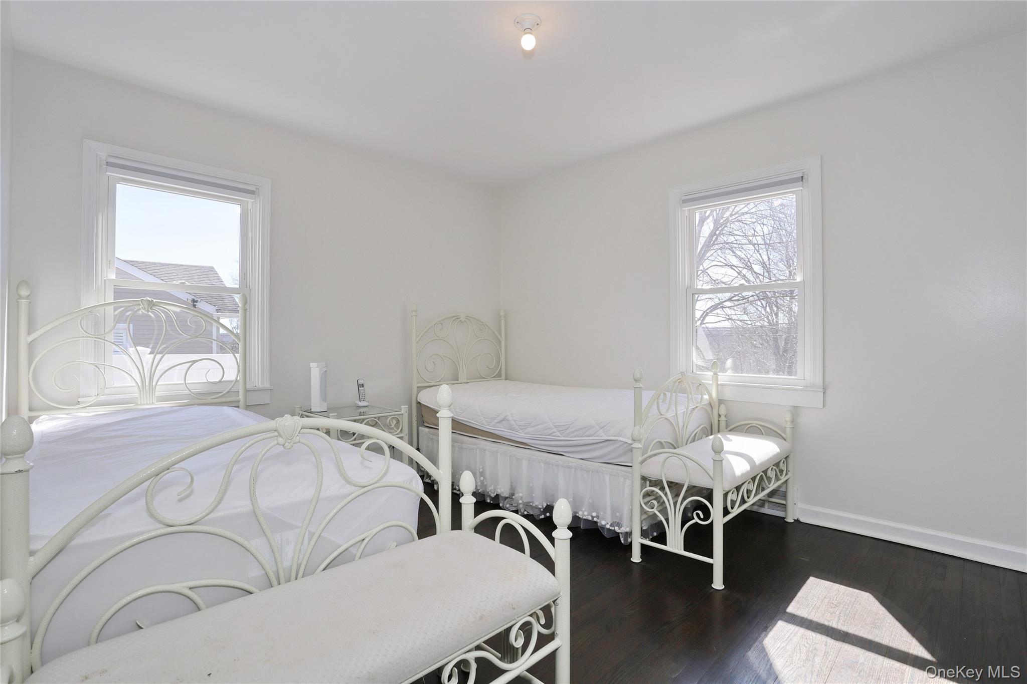 35 Mid Oaks Street, Monroe, NY 10950