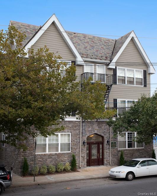 1240 W Broadway # K, Hewlett, NY 11557