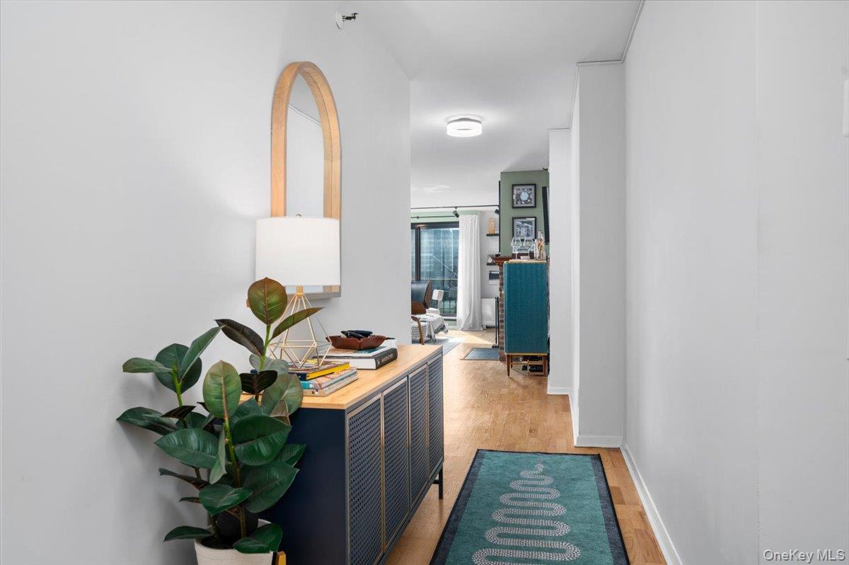 10 Cottage Place # 12F, White Plains, NY 10601