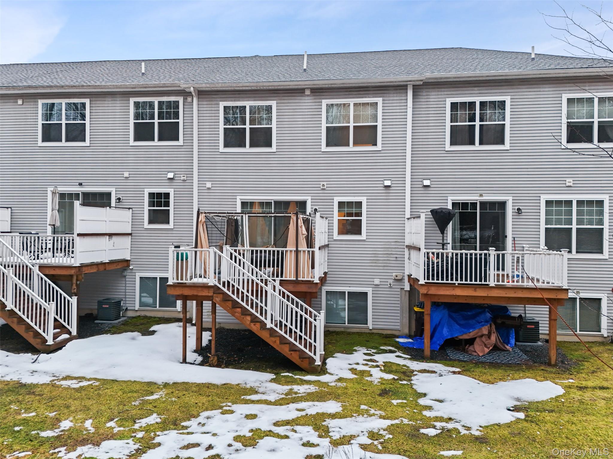 28 Magnolia Park, Middletown, NY 10940