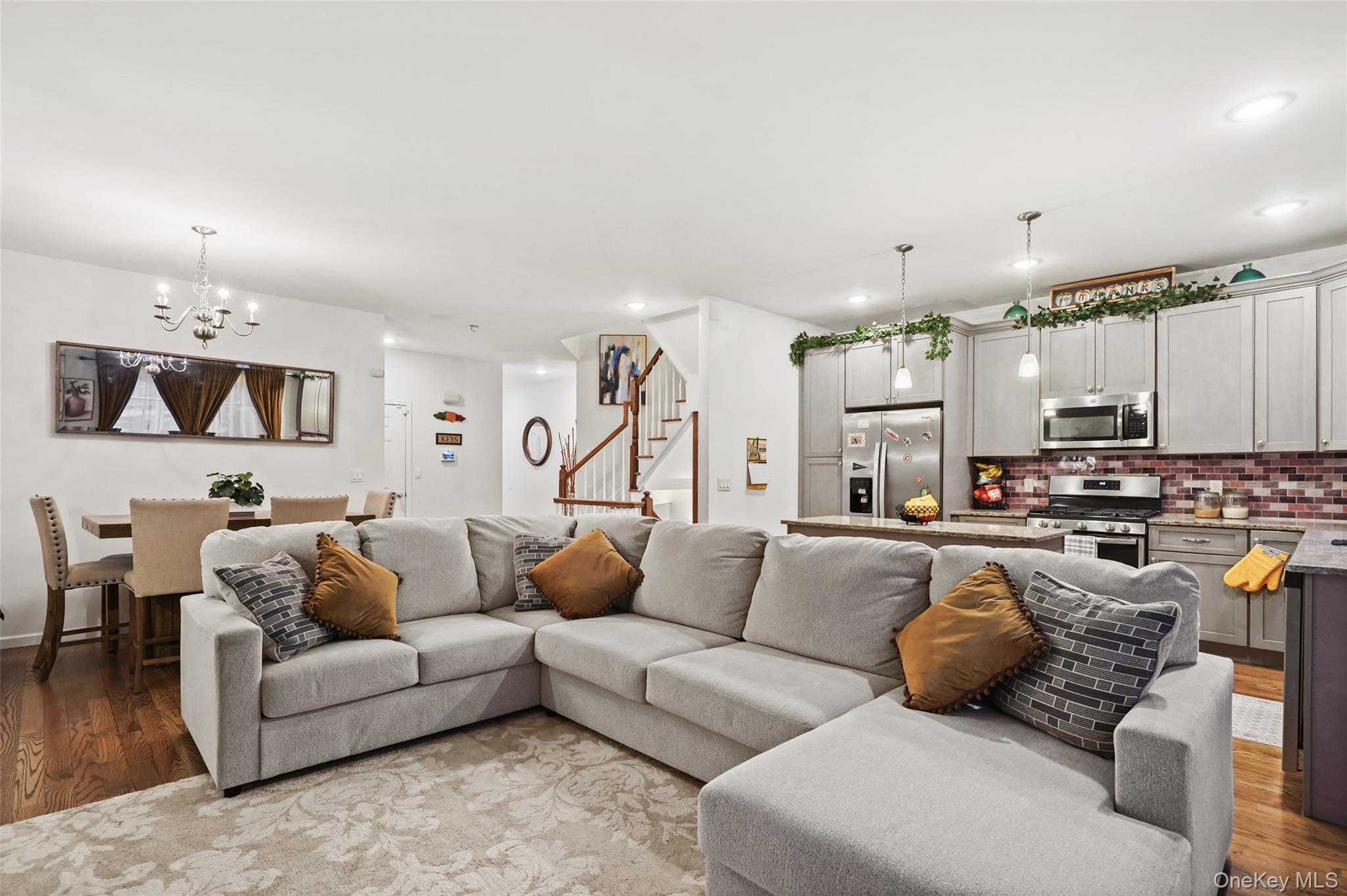 28 Magnolia Park, Middletown, NY 10940