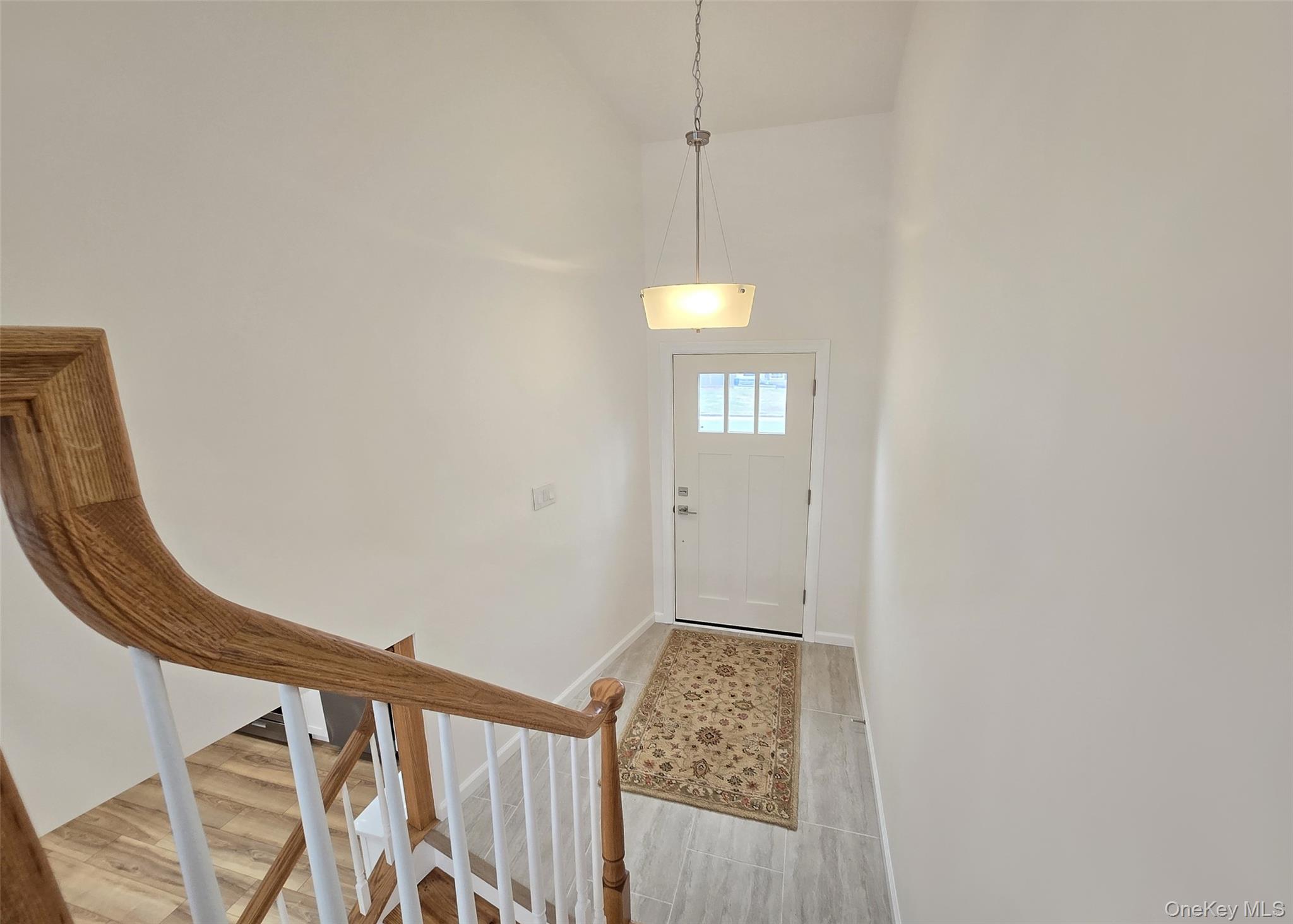 21 Possum Lane, East Setauket, NY 11733