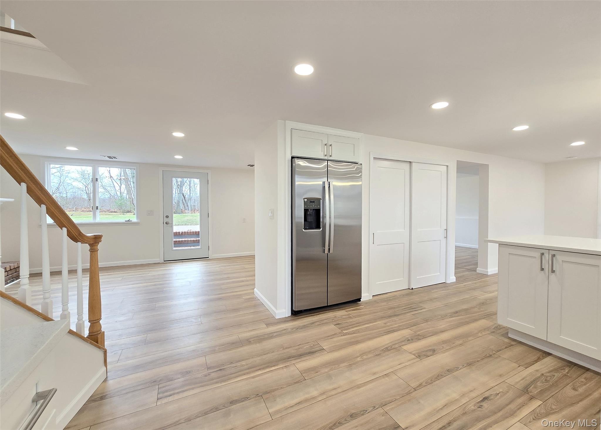 21 Possum Lane, East Setauket, NY 11733