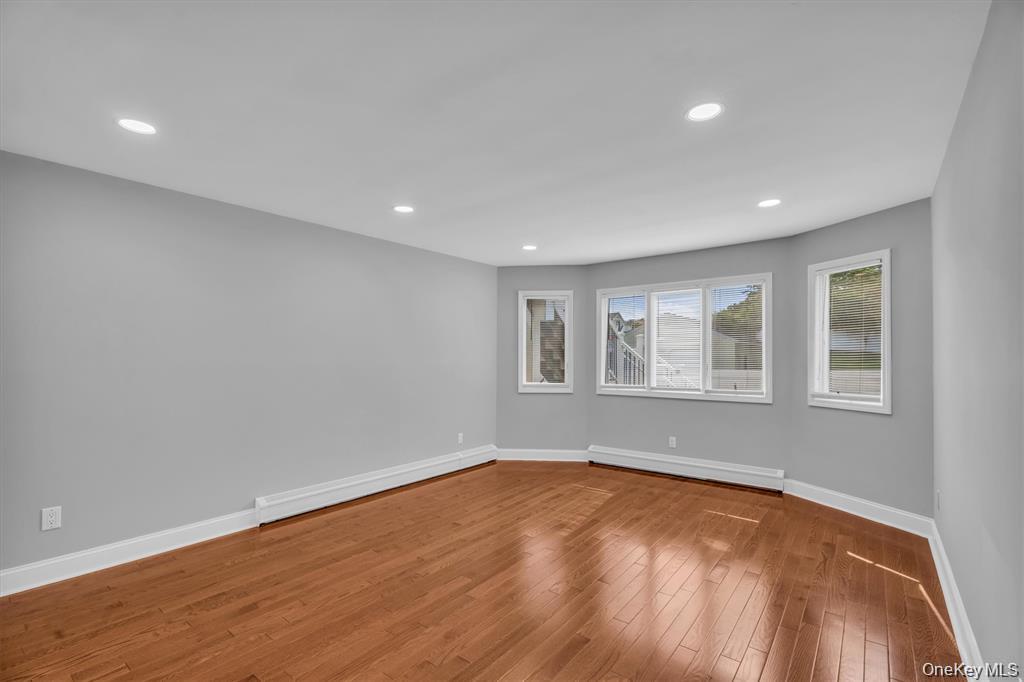 Ronkonkoma, NY 11779