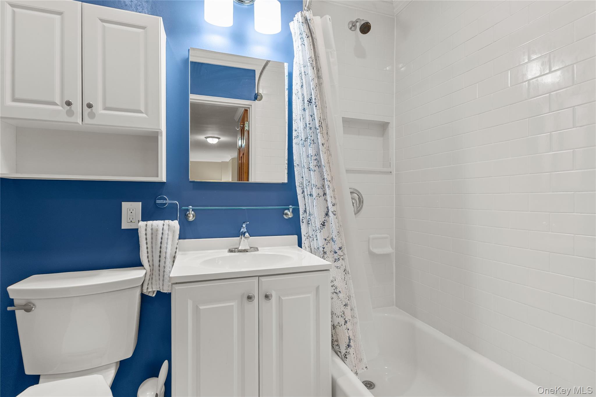 185 South Midddle Neck Road # 1P, Great Neck, NY 11021