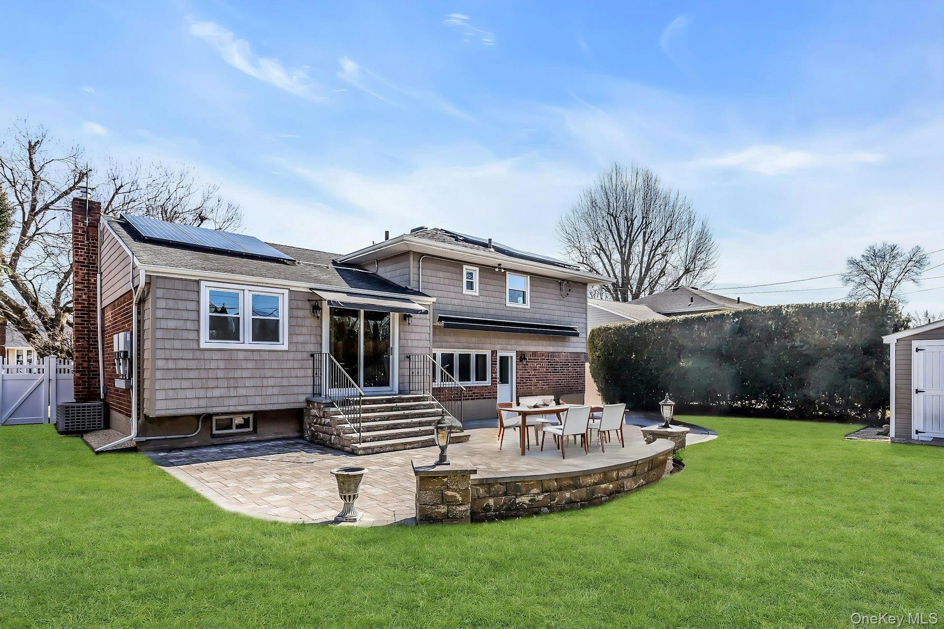 71 Lea Ann Terrace, Wantagh, NY 11793