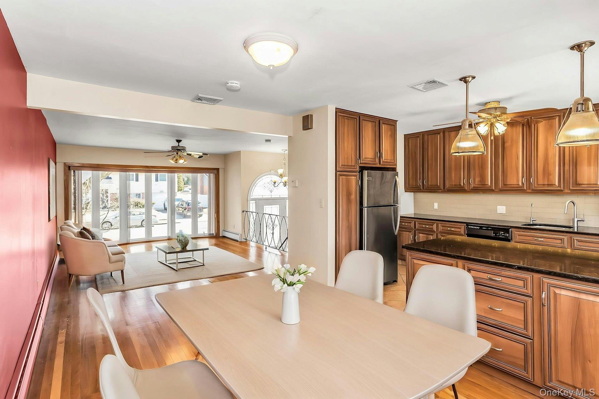 71 Lea Ann Terrace, Wantagh, NY 11793