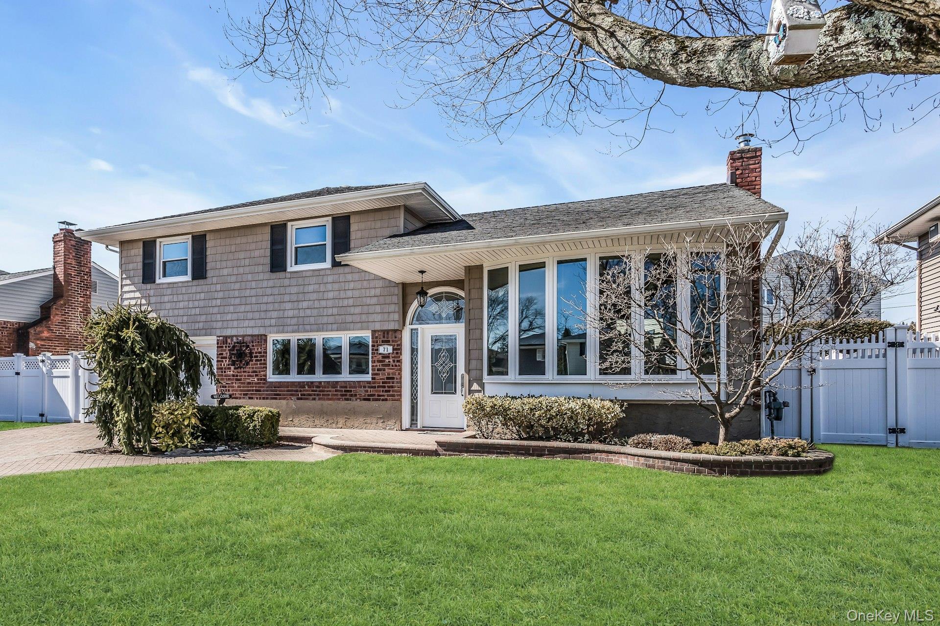 71 Lea Ann Terrace, Wantagh, NY 11793