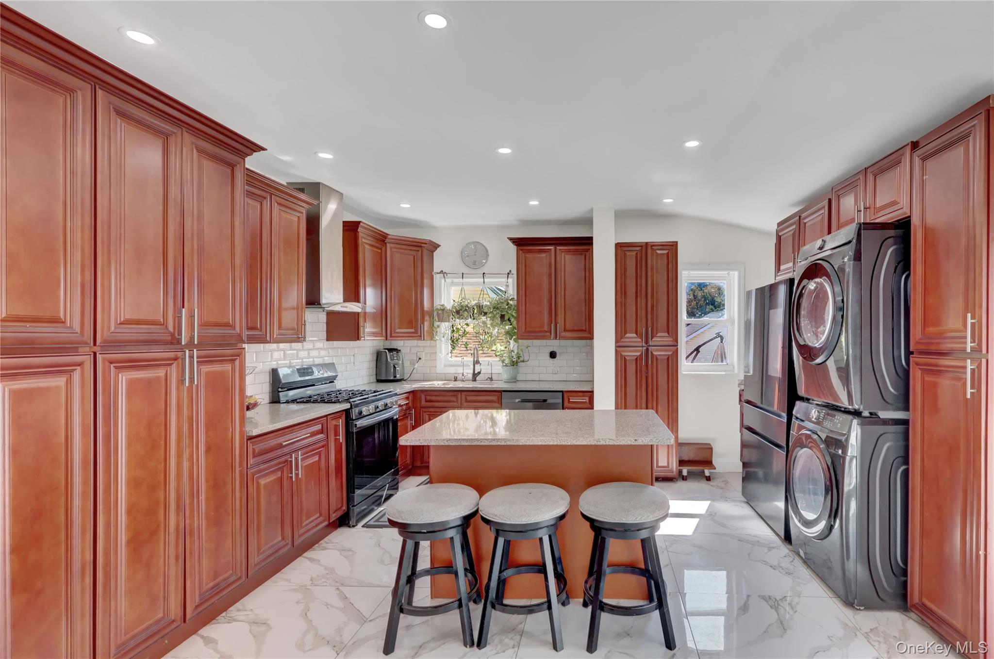 26 Hilbert Street, Hempstead, NY 11550