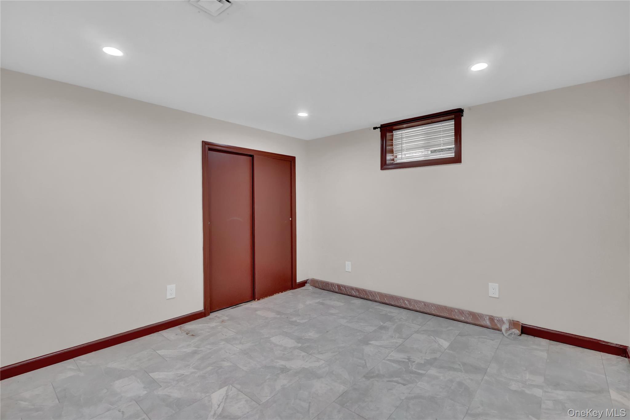 26 Hilbert Street, Hempstead, NY 11550