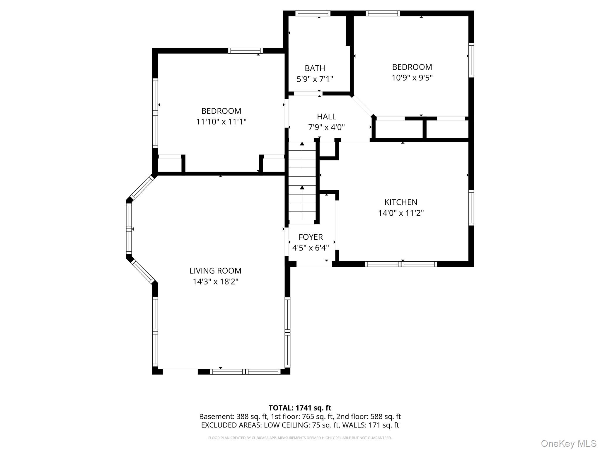 44 Elizabeth Avenue, Smithtown, NY 11787