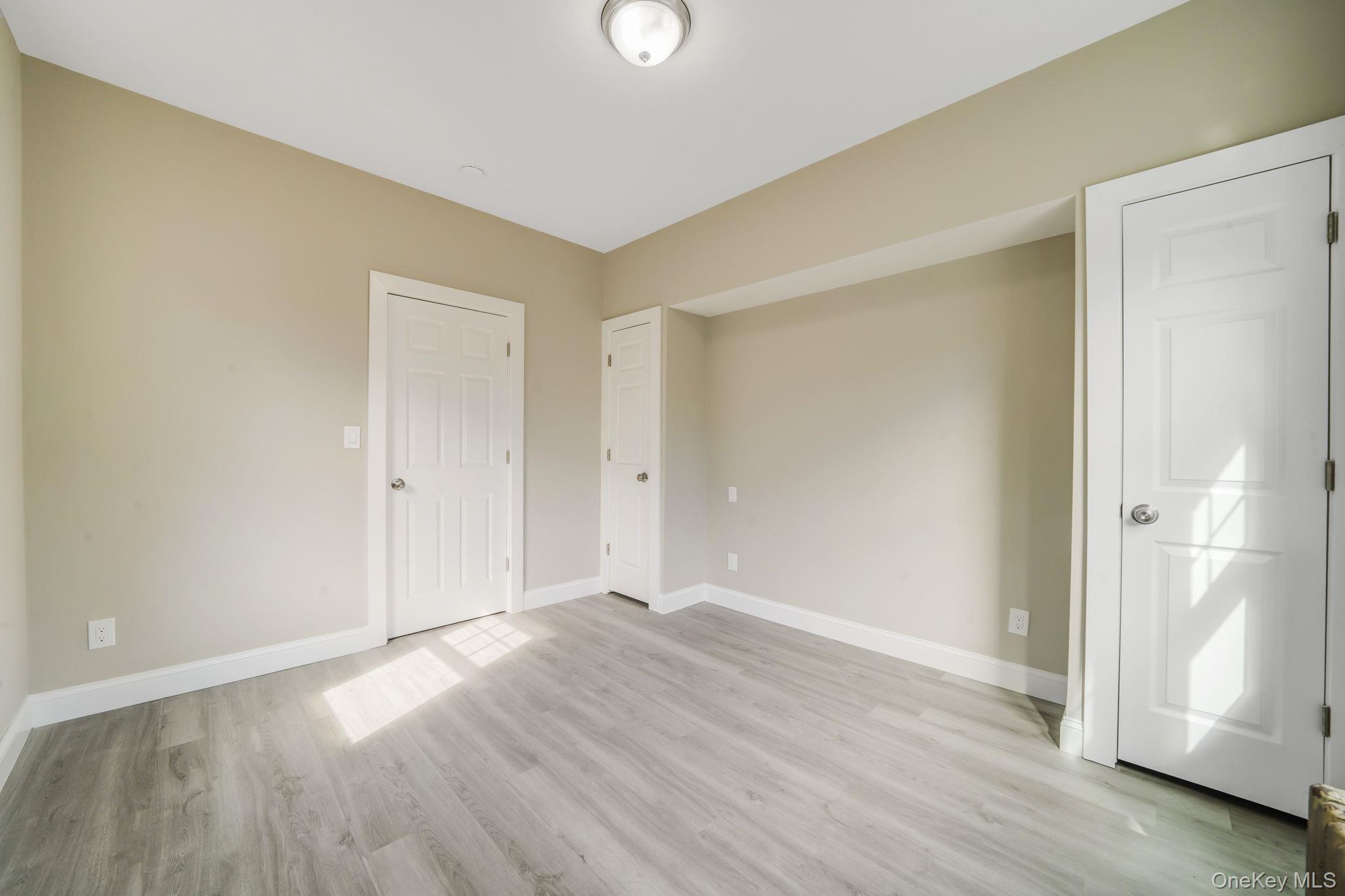 44 Elizabeth Avenue, Smithtown, NY 11787