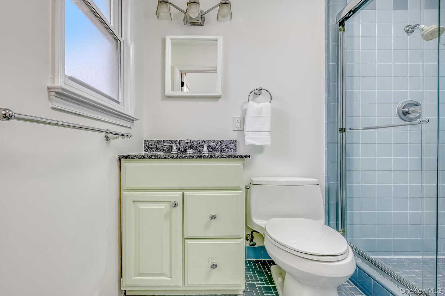 7 E Mayer Drive, Suffern, NY 10901