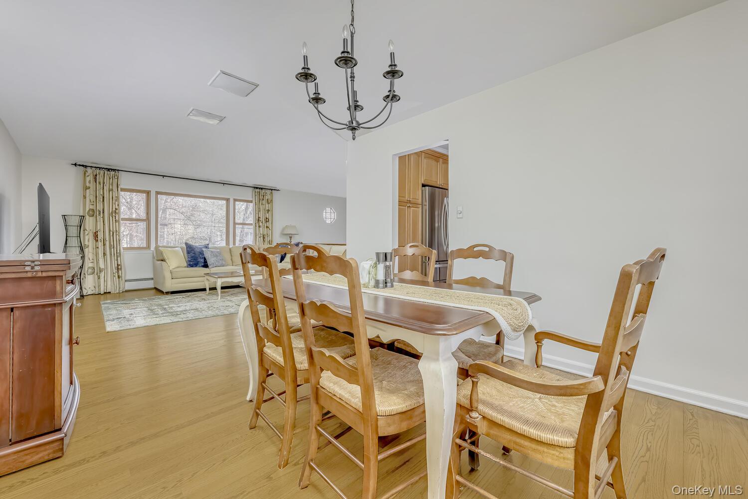 7 E Mayer Drive, Suffern, NY 10901