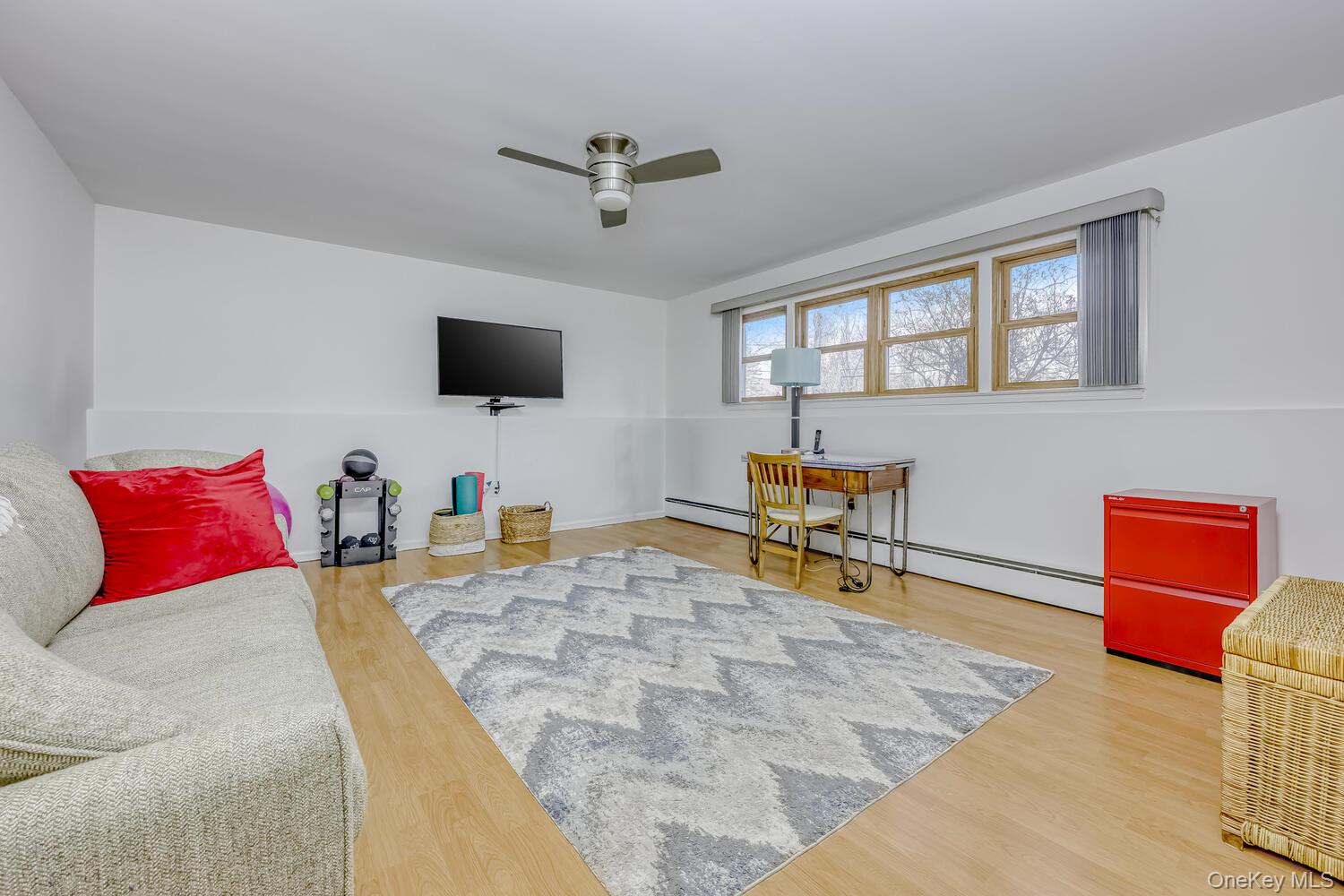 7 E Mayer Drive, Suffern, NY 10901