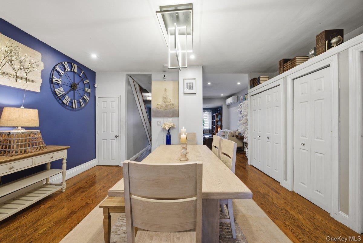 4641 Carpenter Avenue, Bronx, NY 10470