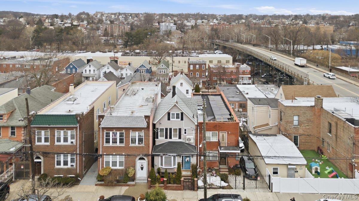 4641 Carpenter Avenue, Bronx, NY 10470