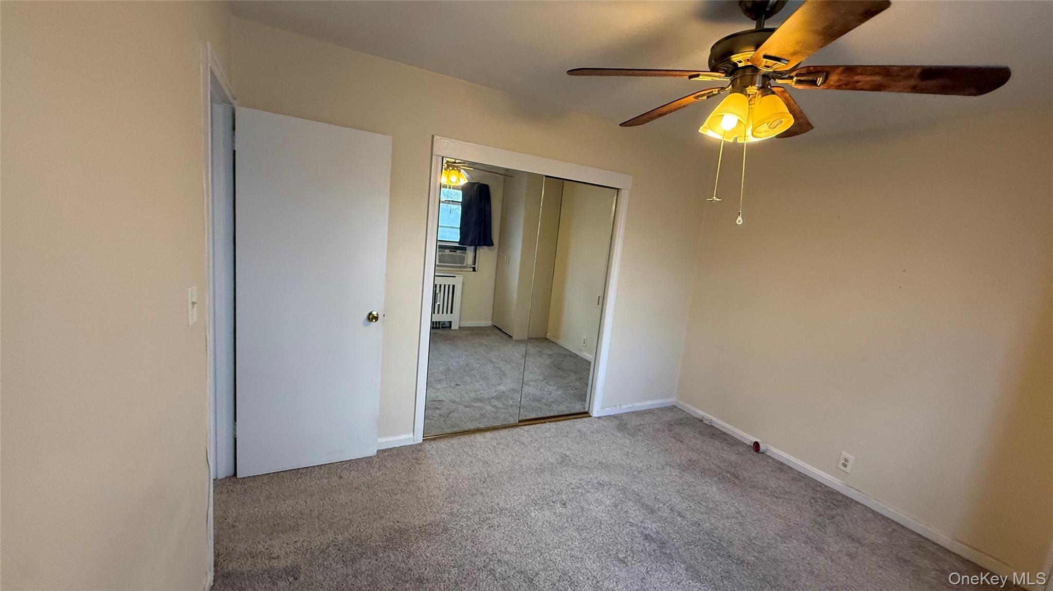 1072 Fenwood Drive # 4, Valley Stream, NY 11580