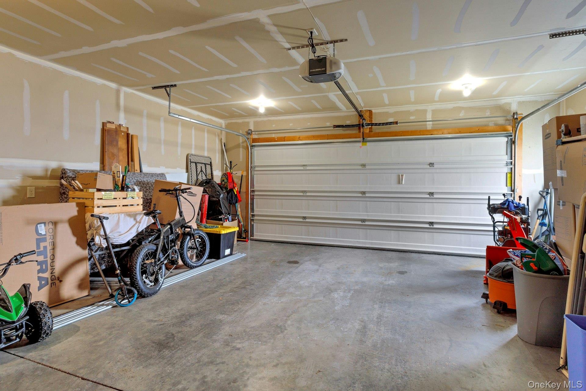 111 Logans Way, Maybrook, NY 12543