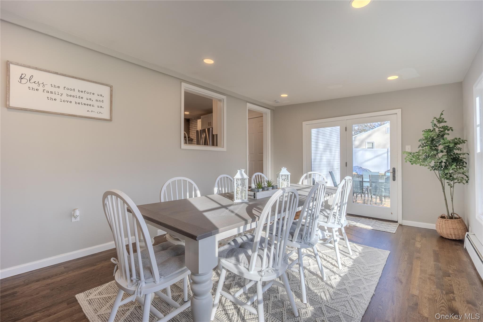 15 Sandi Drive, Poughkeepsie, NY 12603