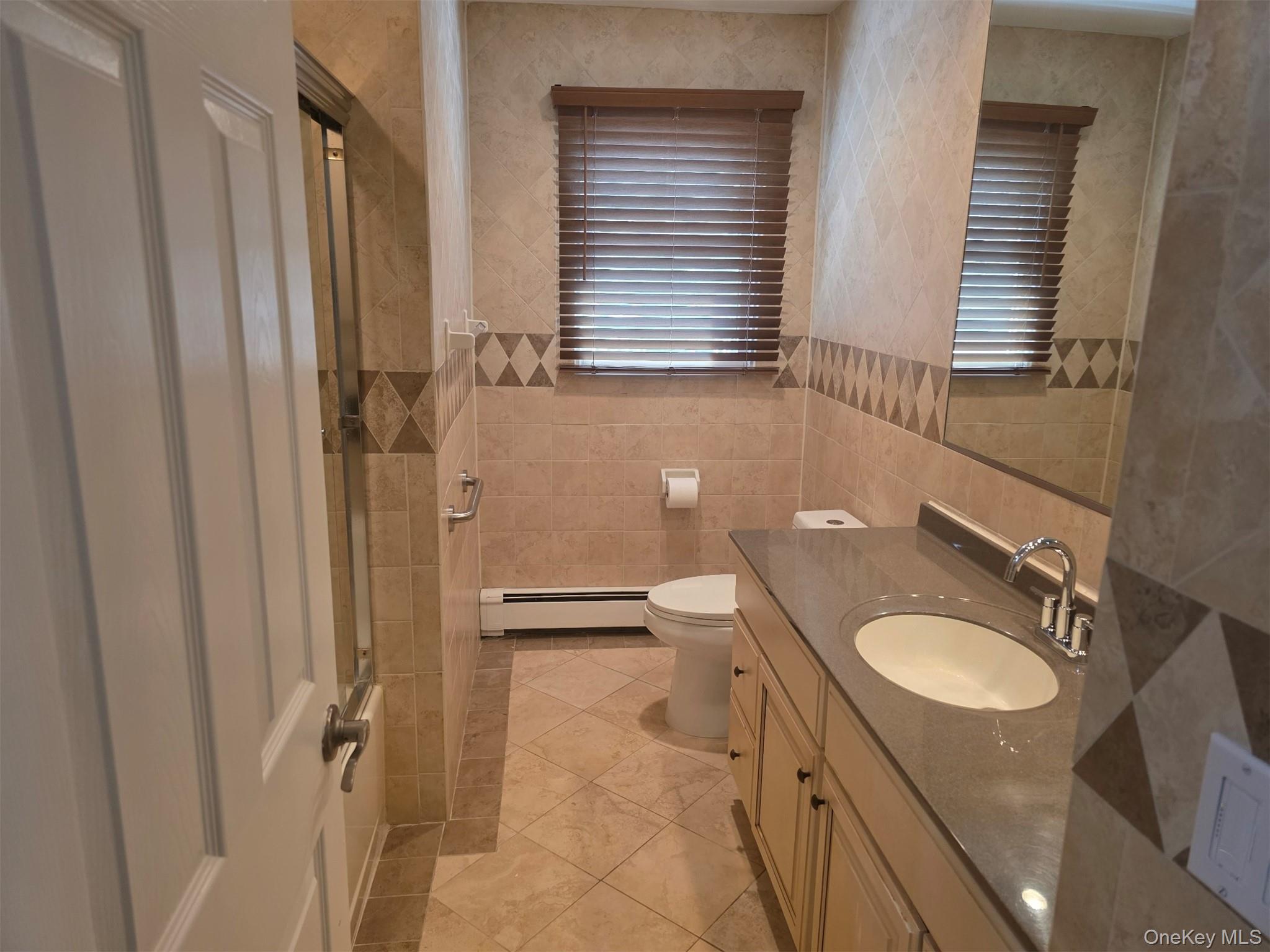 29 Carriage Hill Lane, Poughkeepsie, NY 12603