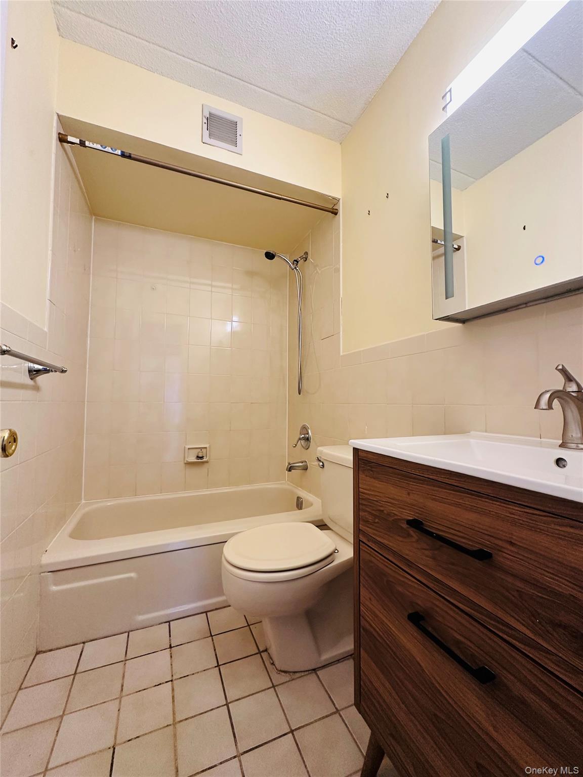 136-17 Maple Avenue # 5A, Flushing, NY 11355