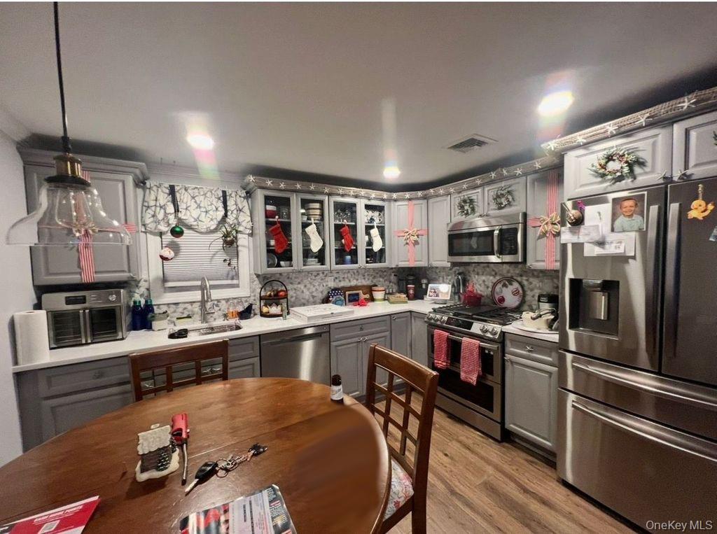 17 Grove Street, Sayville, NY 11782